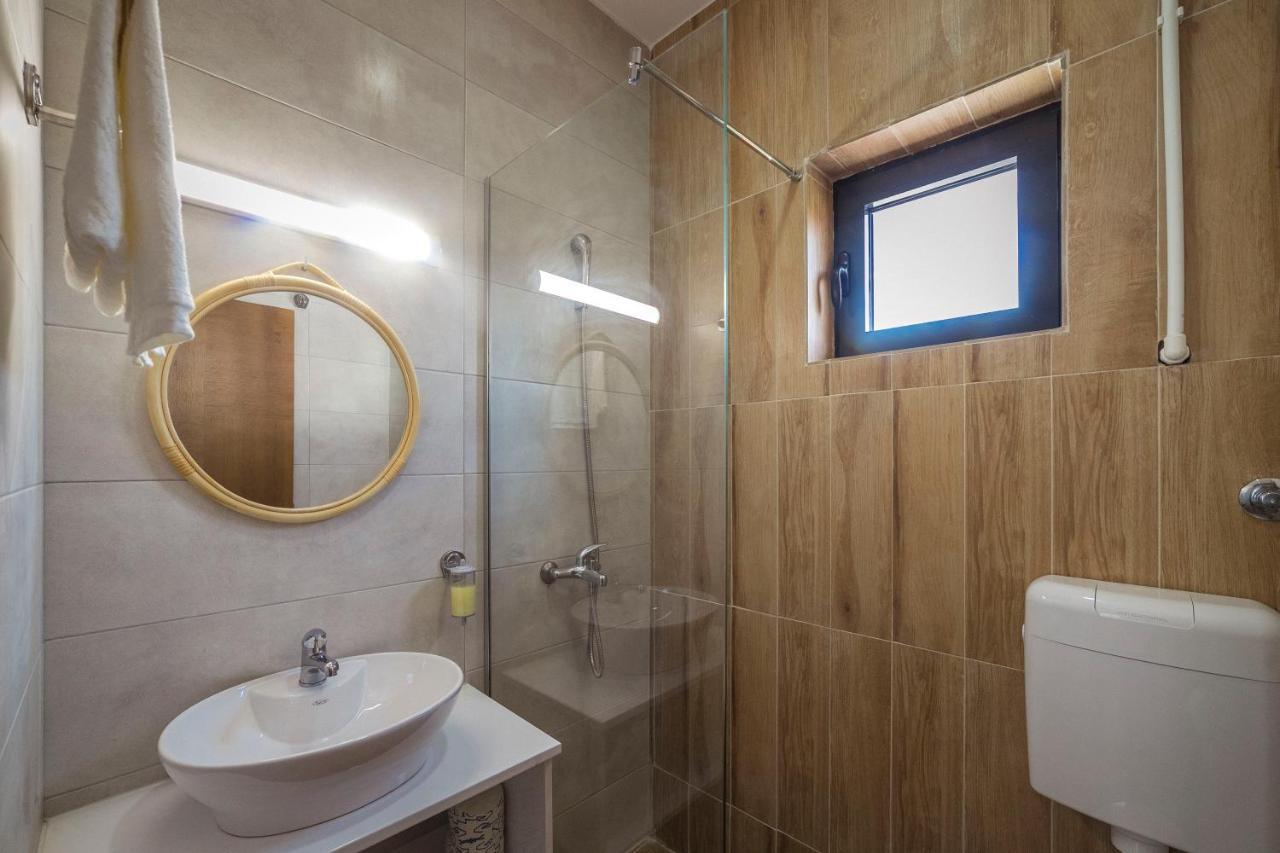Zoe Pirot Apartment Luaran gambar